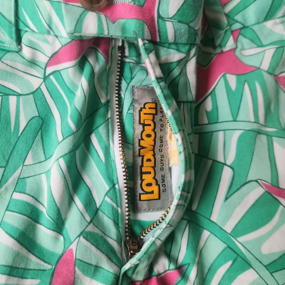 Loudmouth‎ Men’s Shorts Sz 32 Shark Print Golf - Picture 3 of 6